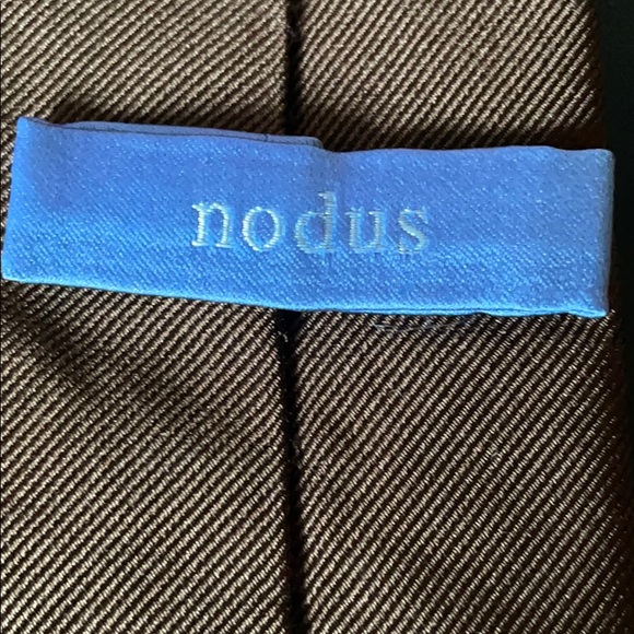 Tie - Picture 2 of 5